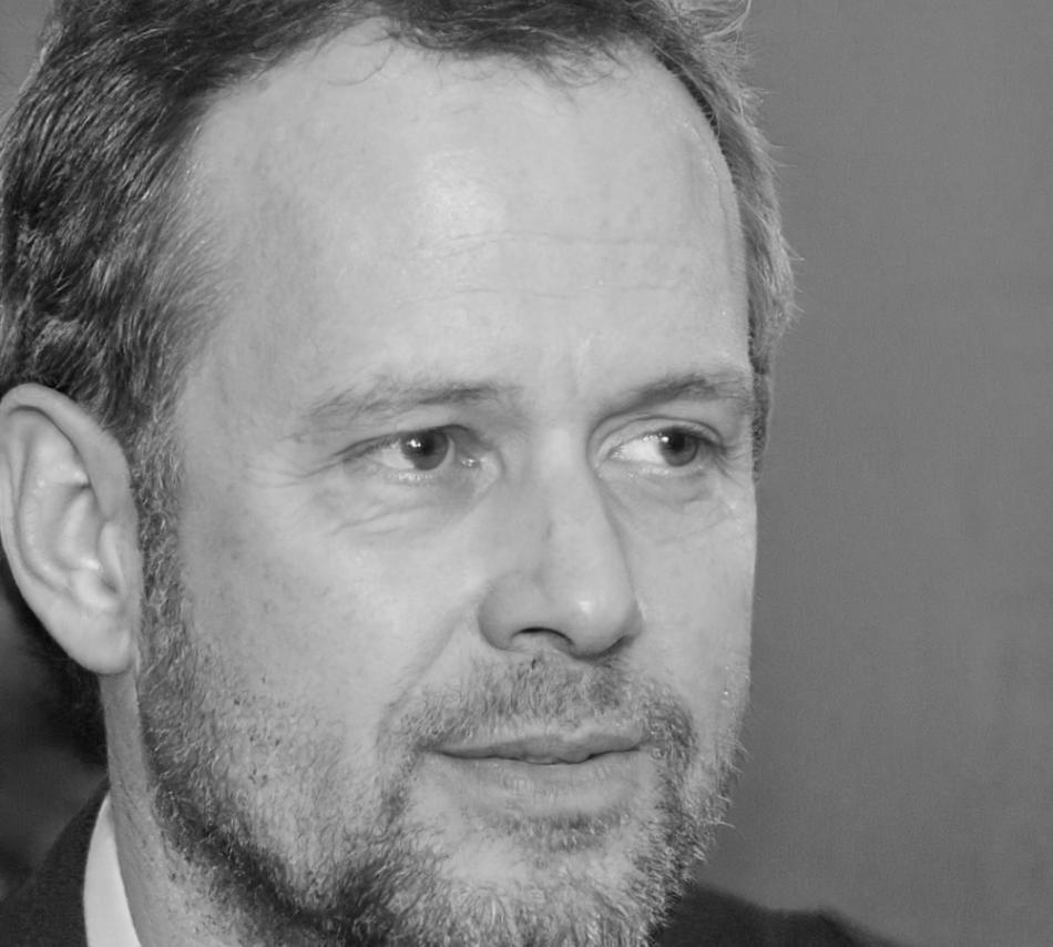 Portrait of Henrik trading professional